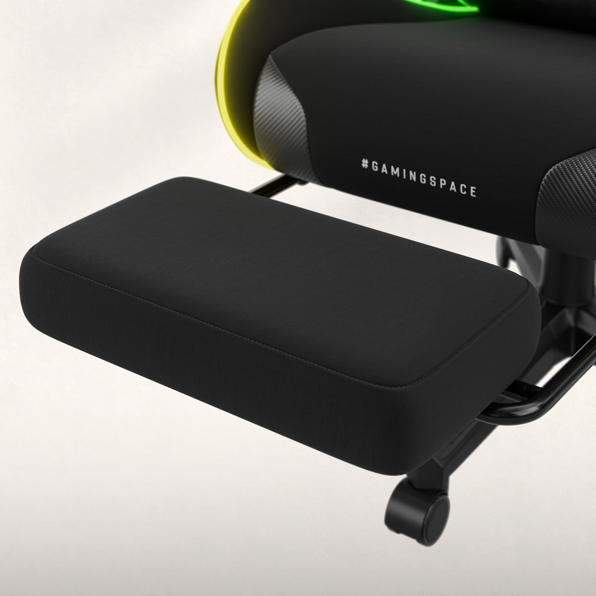 Huzaro Force 5.7 Schwarzer RGB-LED Gaming-Stuhl