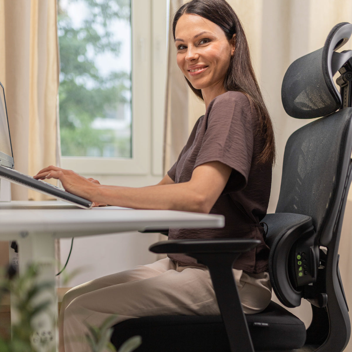 Bürostuhl mit Massagefunktion Mark Adler Visioner 6.1 Schwarz